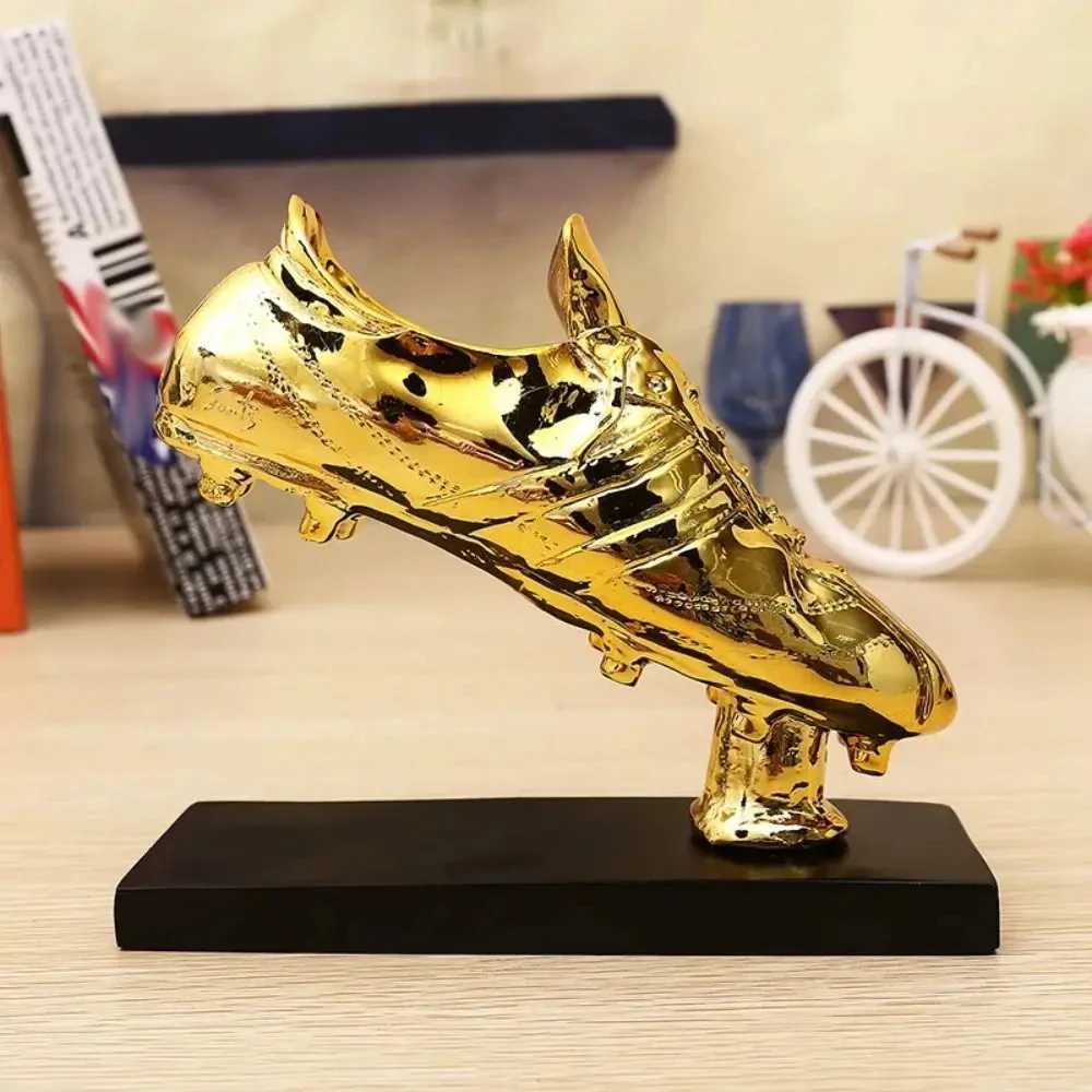 Football Match Golden Boot Trophy ropean Football Competition Honor Reward Soccer Fans Souvenir Handicraft W250217