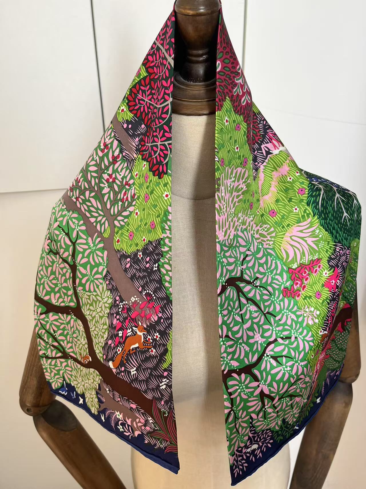 2024 new arrival 90*90 cm silk twill blue top quality scarf women shawl fashion wrap for lady