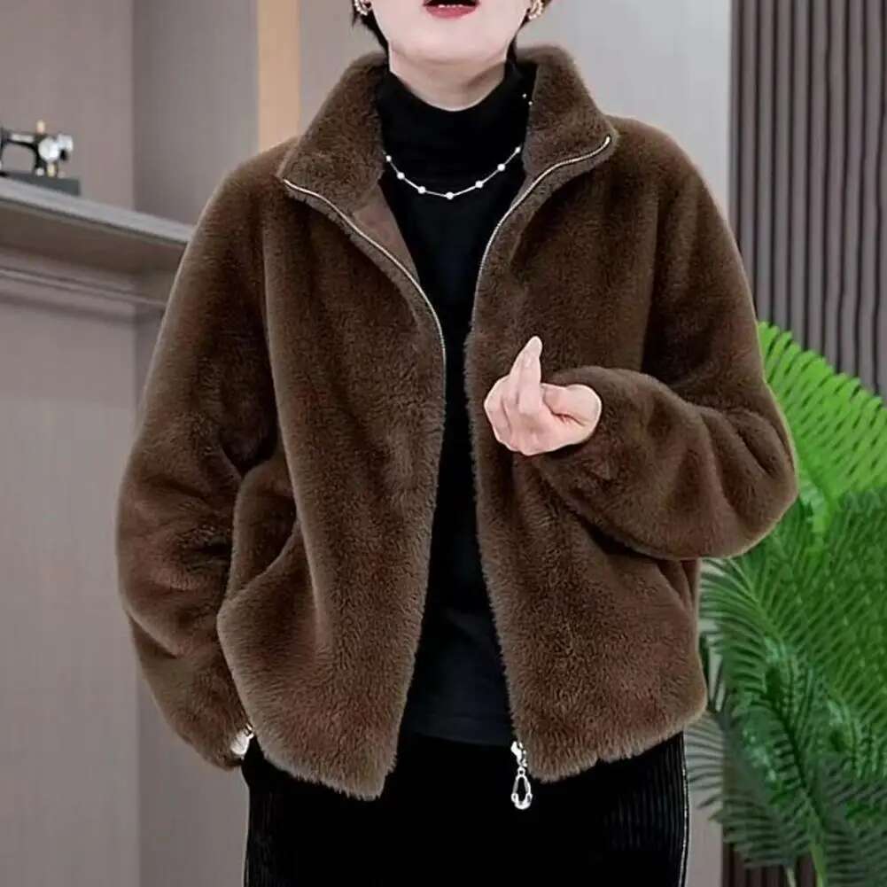 Thicken Warm Flannel Short Women's Autumn/Winter New Integrated Petite Mom Stylish Fur Overcoat Square Collar Jacket