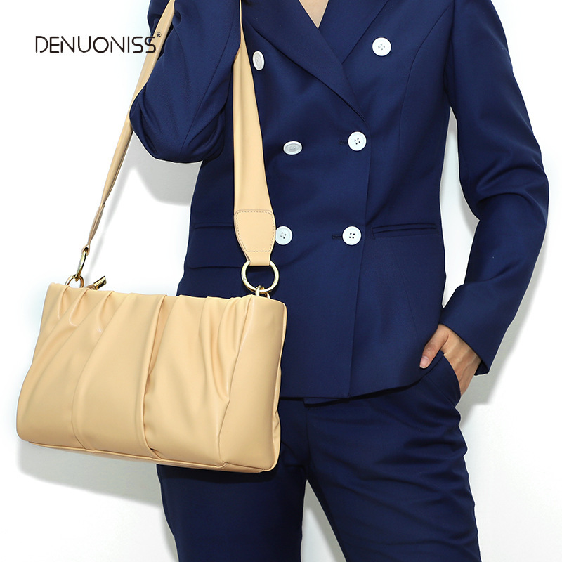 Designer Designer Women's Summer New Trendy High Texture Underarm With Personalized And Stylish Korean Style Shoulder Bag