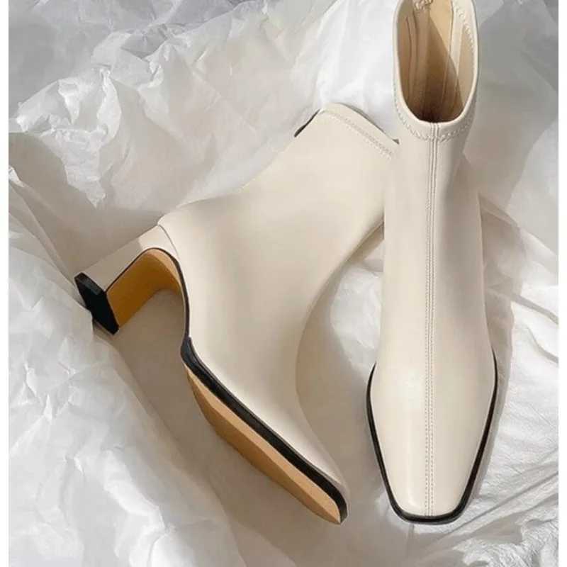 New Square Ankle Boots Autumn Comfortable Soft Leather High Heel Boots Womens Fi Zipper Simple Temperament Womens ShoesXJ250217