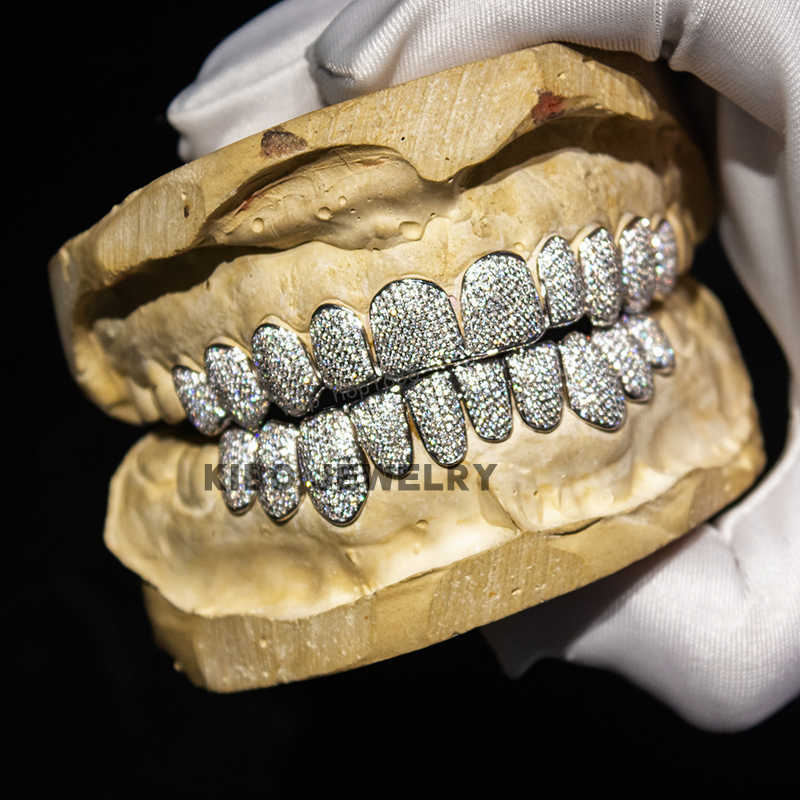 Customize Hip Hop Iced Out Teeth Grillz 925 Silver Grillz Fangs Iced Out men Moissanite Grillz