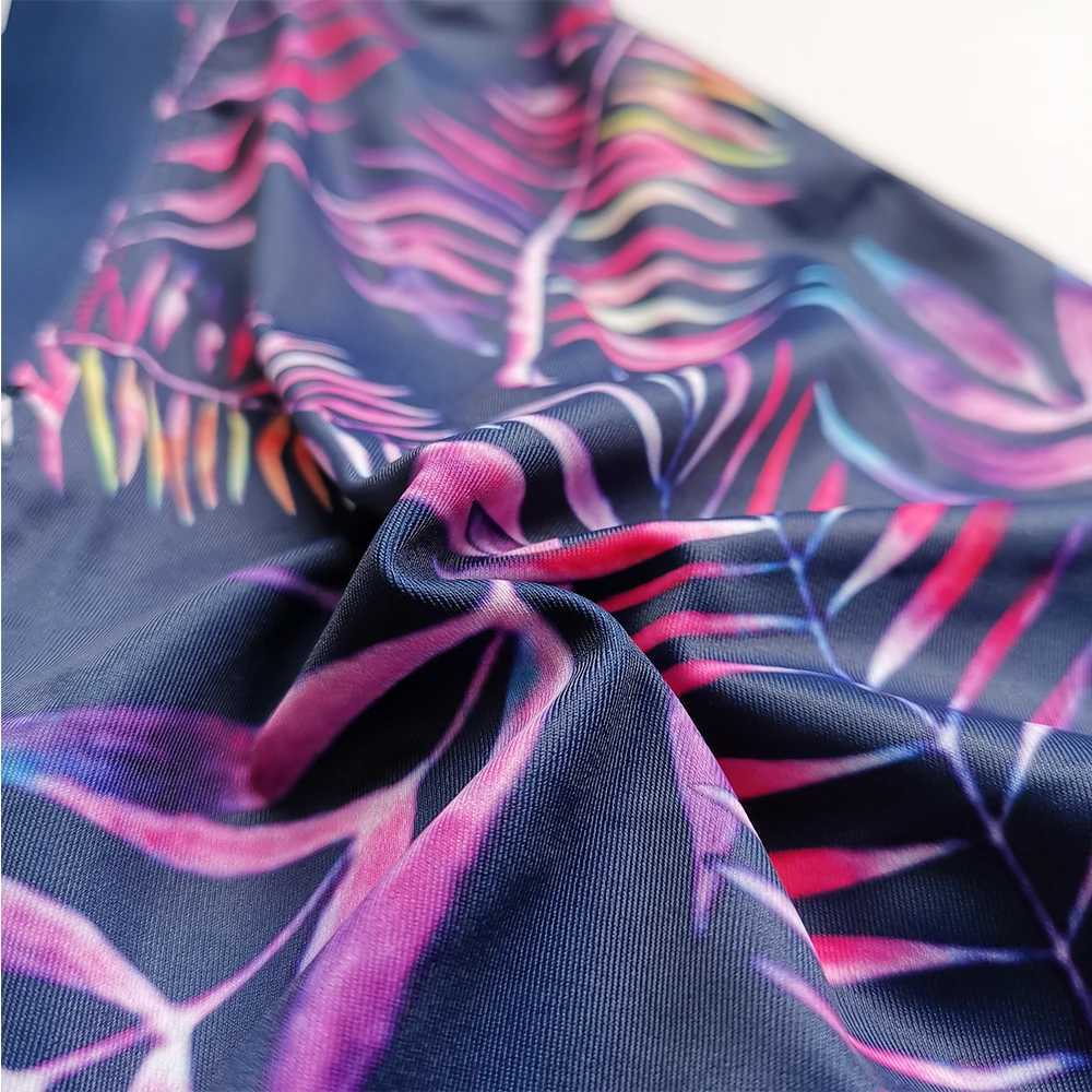 UXH Brand Mens Swimming trunks Sexy Nylon beach short Swimwear men Swimsuit Man Surfing Male Swim Suit Underpants M250218