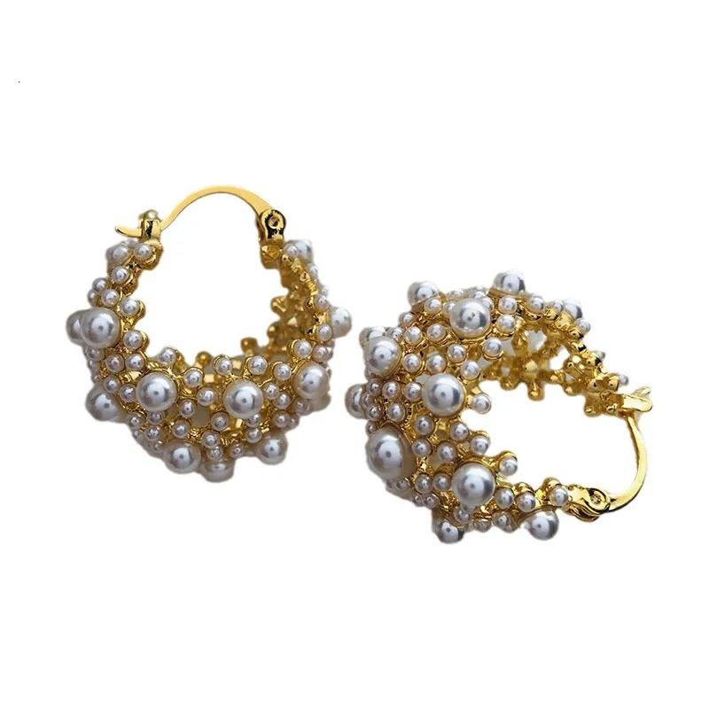 Irregular Metal Pearl Earrings European And American Style Personalized Fashion Stud Earrings Ladies Girls Travel Accessories 250218