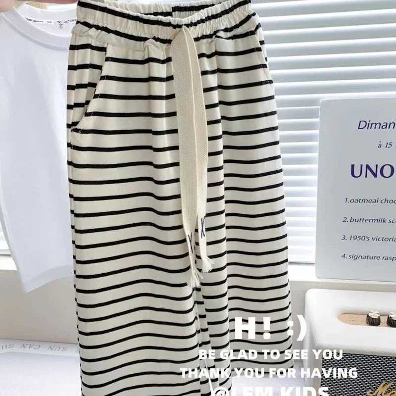 1-8 year summer girls clothing set comfortable letter T-shirt+striped loose pants set 2-piece childrens clothing set W250218