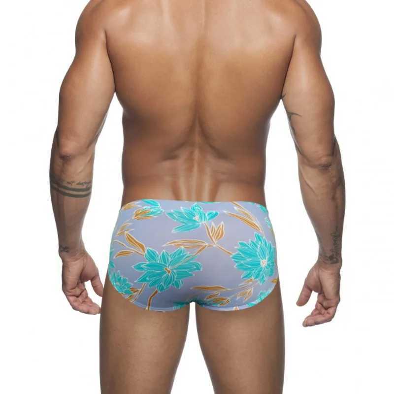 Mens Sexy Beach Shorts Summer low-waisted Swimming Surf Beach Swimwear Boxer Briefs Bikini Surfing Trunks Beach Wear Swimsuit M250218