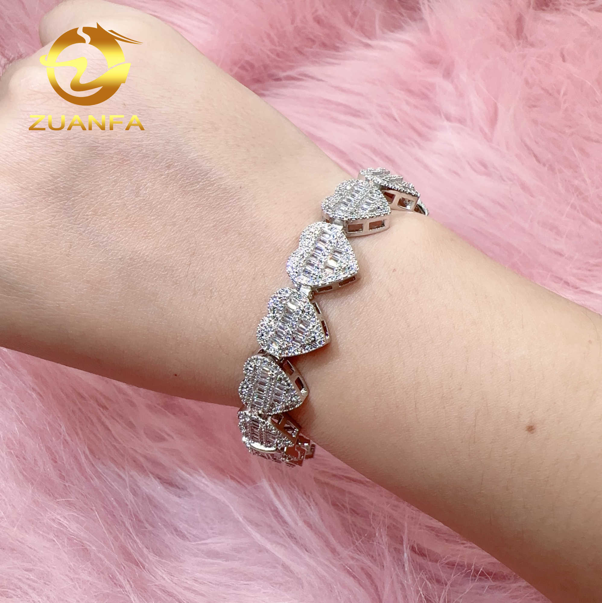 Hip Hop Bracelet Heart Shape Baguette cut S925 Silver VVS Moissanite Diamond Iced Out Cuban Chain Bracelet