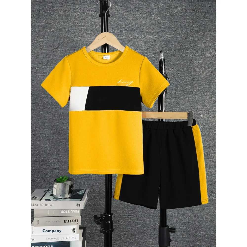 2PCS boys casual clothing color block short sleeved T-shirt and shorts set comfortable summer childrens clothing in 8 colors suitable for 7-15Y years 