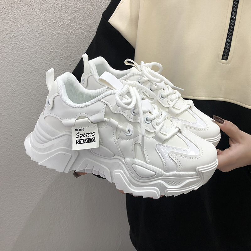 Free shipping designer Running Shoes for woman 2025 new sport outdoor shoes Vintage black white