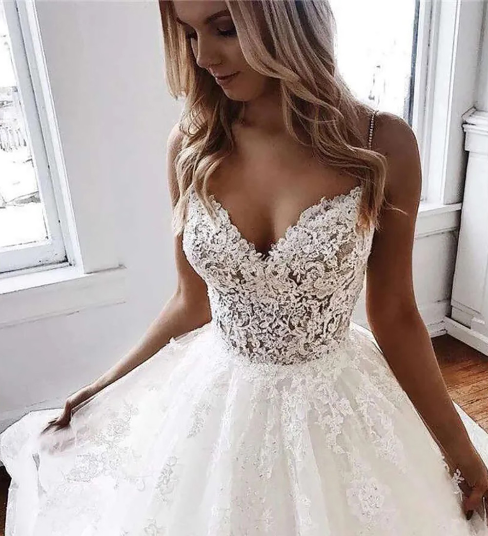 A-Line Bride Dresses Spaghetti Straps Lace Applique Tiered Tulle Custom Made Chapel Train Wedding Gown