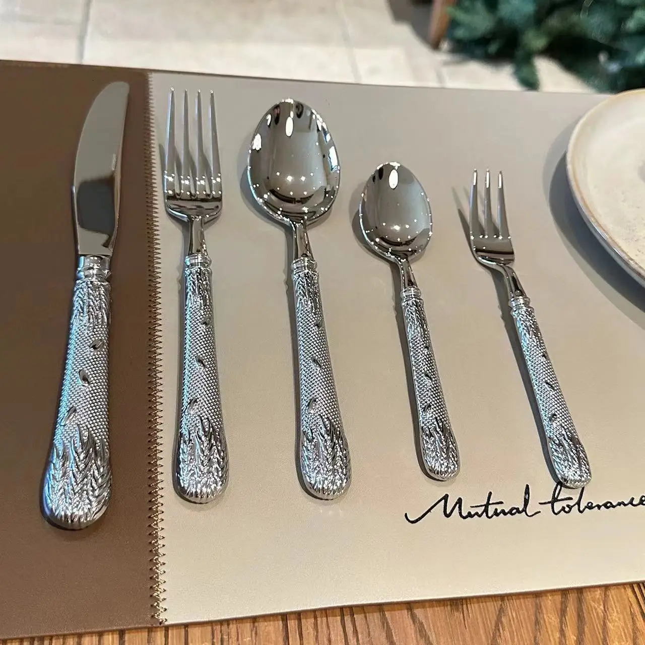 5Pcs Highgrade 304 stainless steel west tableware forging wheat ear knife fork spoon thick set 250212