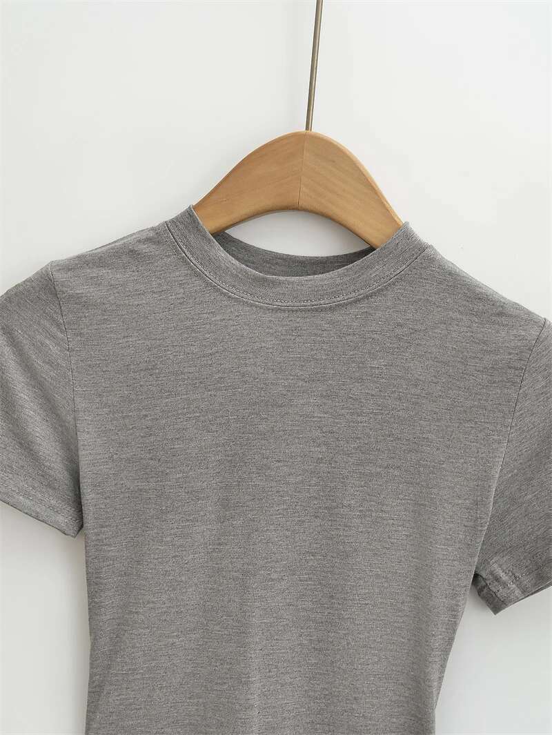 2025 New High-quality Casual Tshirt Sexy Slim Fit Short Sleeved T-shirts Fashion Trend Solid Color Women's Y2k Tops Designer T Shirt