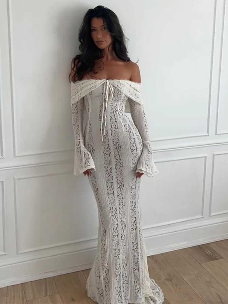 Basic Casual Dresses Fantoye Sexy Off Shoulder Lace Women Maxi Dress White Flare Slve Evening Dress Female Autumn Skinny Elegant Party Club Outfits H2