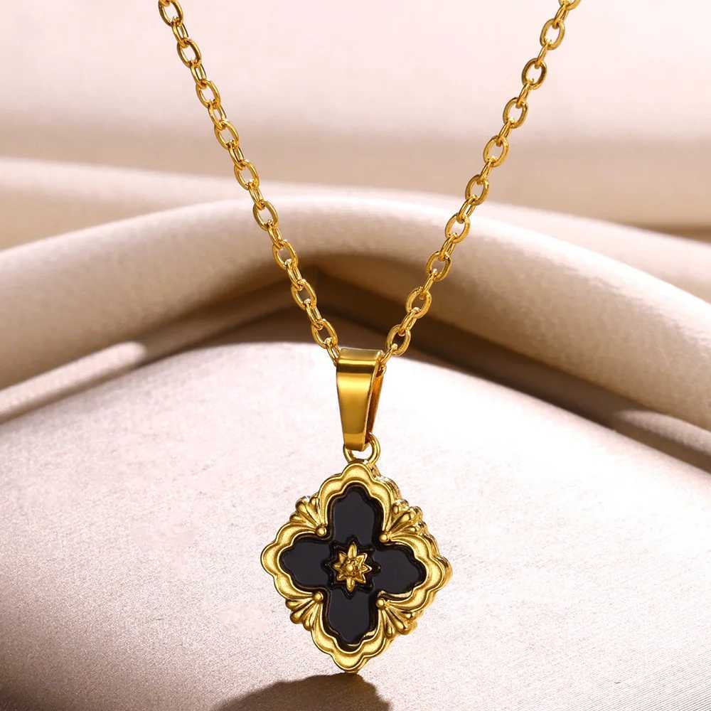 Pendant Necklaces Stainless steel lucky clover pendant necklace suitable for women gold chain accessory round cross jewelry gift H250217