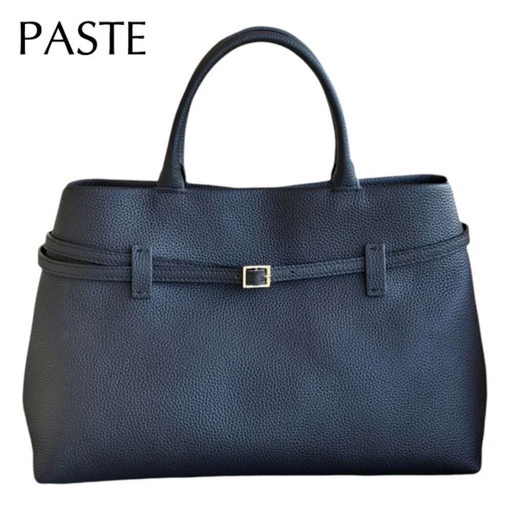 NEW 2025 Simple All-Match Leisure Black Wine Red Large Tote Natural Cow Leather Women Shoulder Bag Commuter Office Briefcase