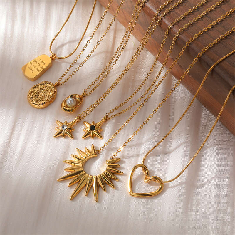 Fashionable temperament, stainless necklace, personalized design, gold titanium steel pendant for women