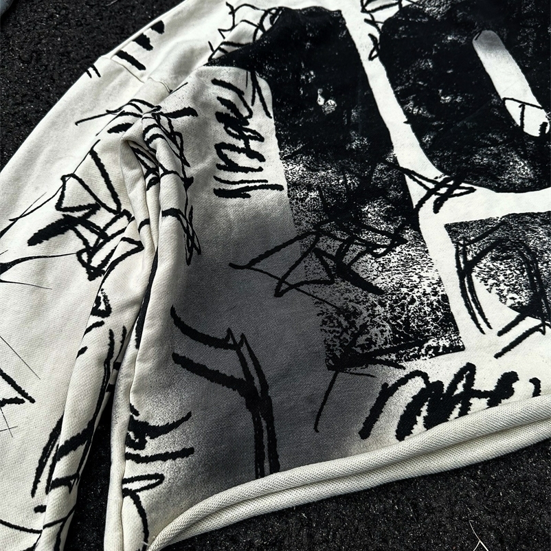 Y2K Fashion Long Sleeved T Shirt Men Women Harajuku Hip Hop Graffiti Style Graphic Print Oversized Tops Autumn Gothic Clothing 250206