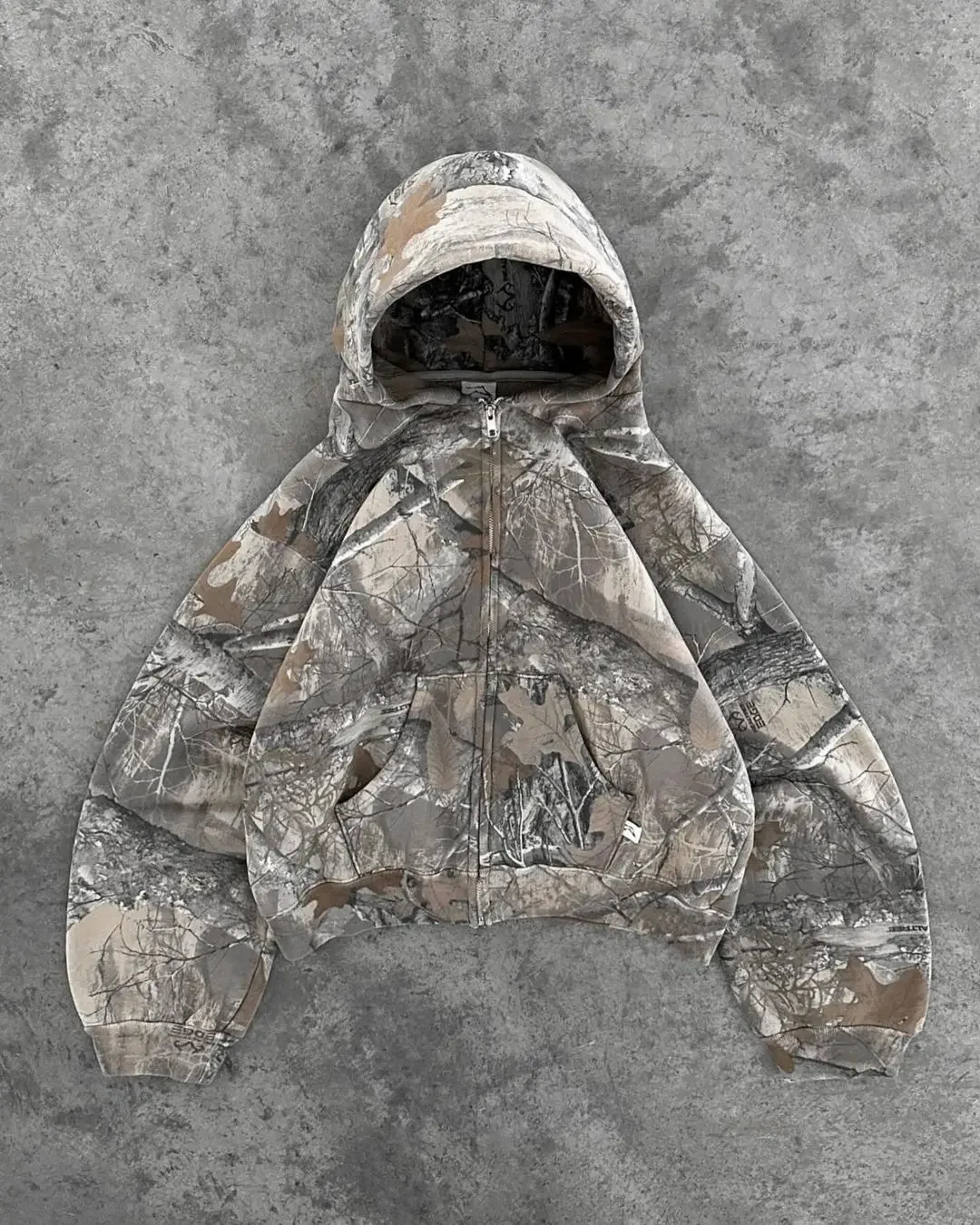 Camouflage Leaf Hoodie Sweatshirt Two Piece Set Men Camouflage Leaf Oversized Sweatshirt Elastic Waist Casual Pants Set 250217