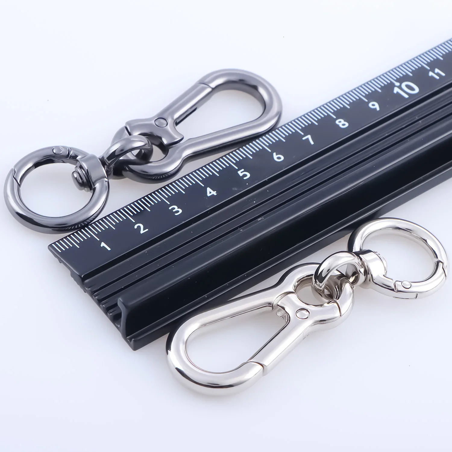 2 metal spring snap hook clips car keychain trigger switch buckle for bag keys 250213