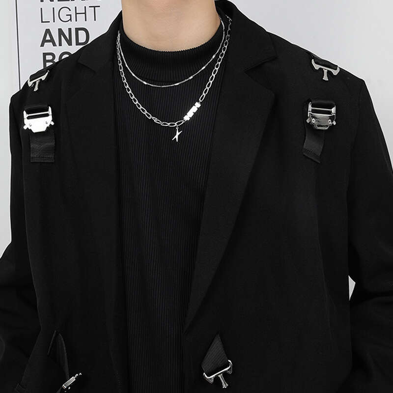 Necklace trendy and urious, niche design that doesn't fade. Collar for men, with a high-end feel, Instagram hip-hop neck chain