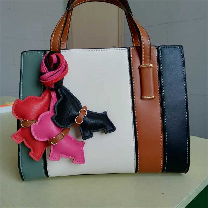 Keychains Lanyards New Super Fierce Bulldog Ornament PU Leather Dog Bag Parts Car Keychain Backpack Decoration Key Chains for Women H250217