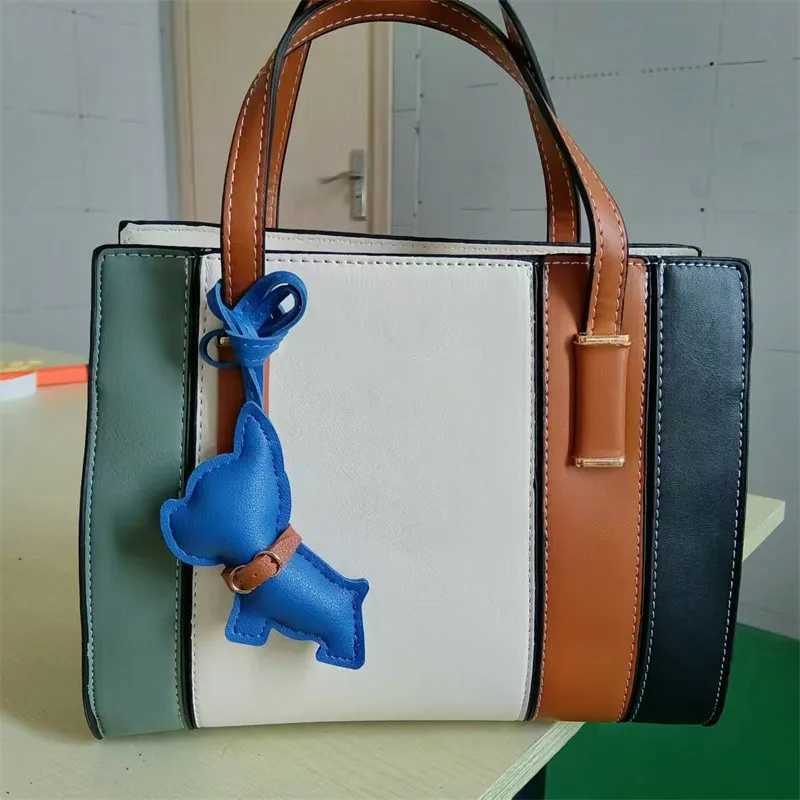 Keychains Lanyards New Super Fierce Bulldog Ornament PU Leather Dog Bag Parts Car Keychain Backpack Decoration Key Chains for Women H250217