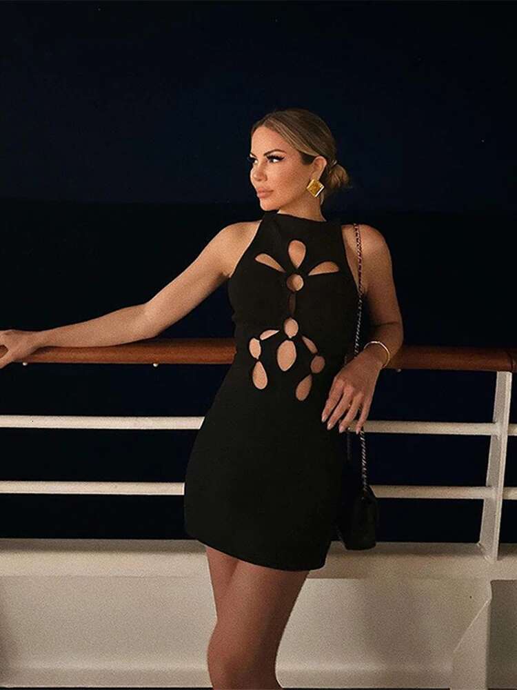 Hollow Out Mini Dress Women Sexy Sleeveless Slim Hip Package Lady Dresses 2024 Fashion Solid O Neck Short Female Party Vestidos