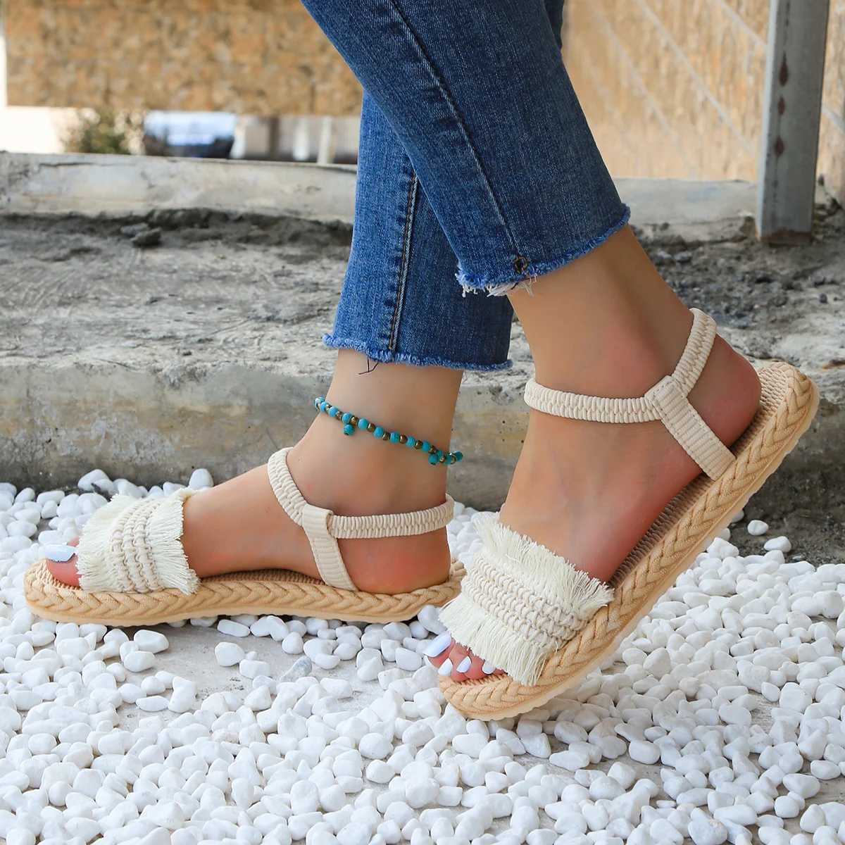 New Arrival Womens fashion trend tassel shoelaces are non slip wear-resistant comfortable soft soled flat heeled sandals T250218