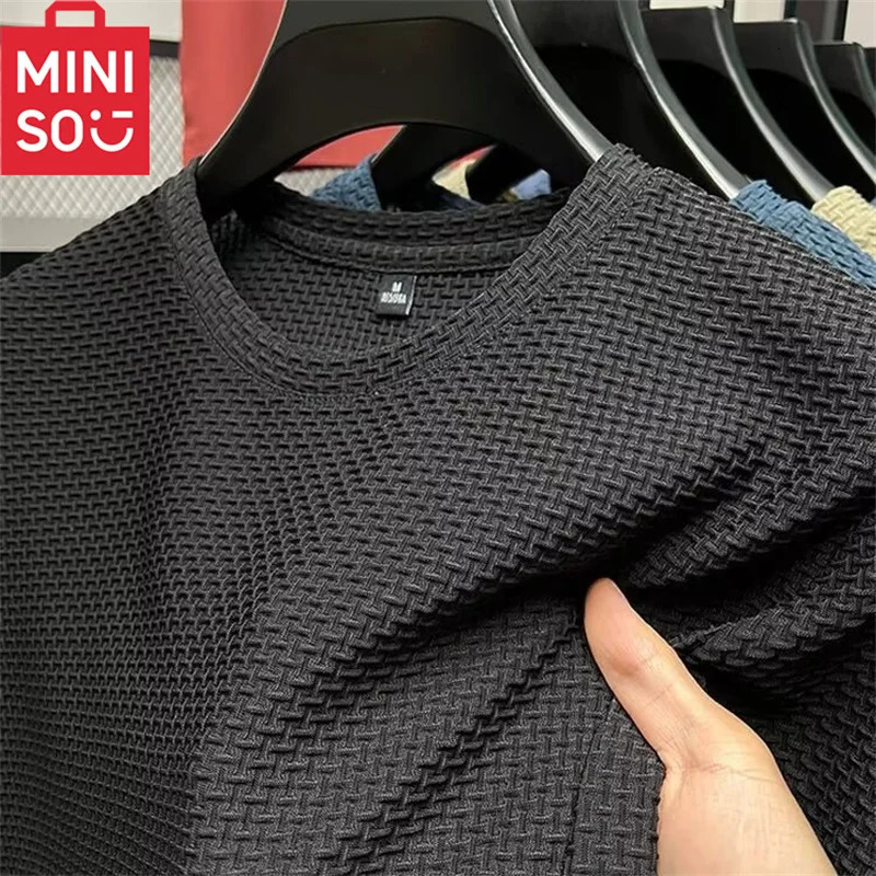 MINISO Bamboo Mesh Ice Silk T-shirt Mens Short sleeved Round Neck T-sleeved Mens Bottom Shirt Summer Solid Color Mens Top 250217