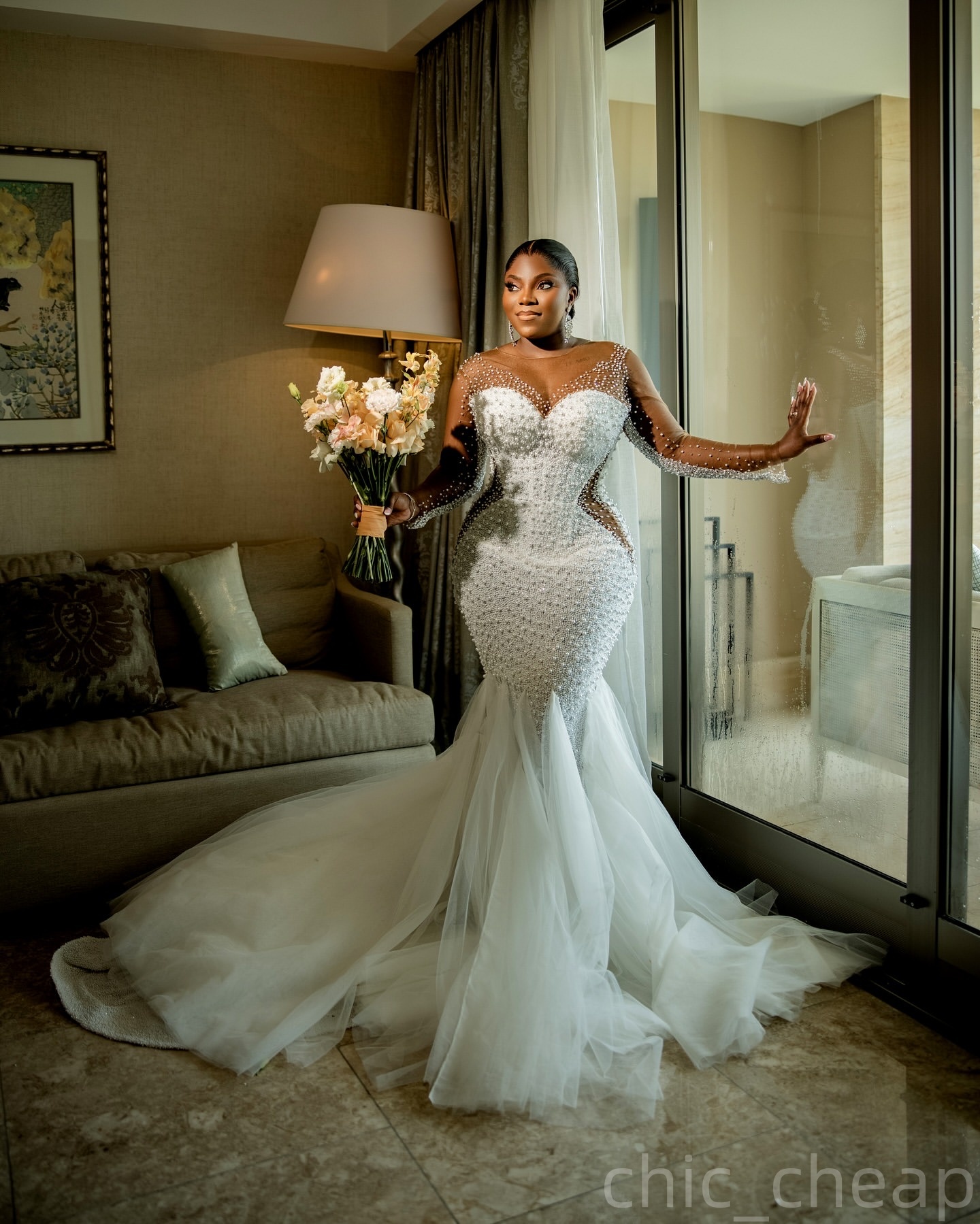 2025 Arabic Aso Ebi Plus Size Ivory Wedding Dress Pearls Beaded Full Sleeves Sheer Neck Tulle Bridal Gowns Dresses ZJ566