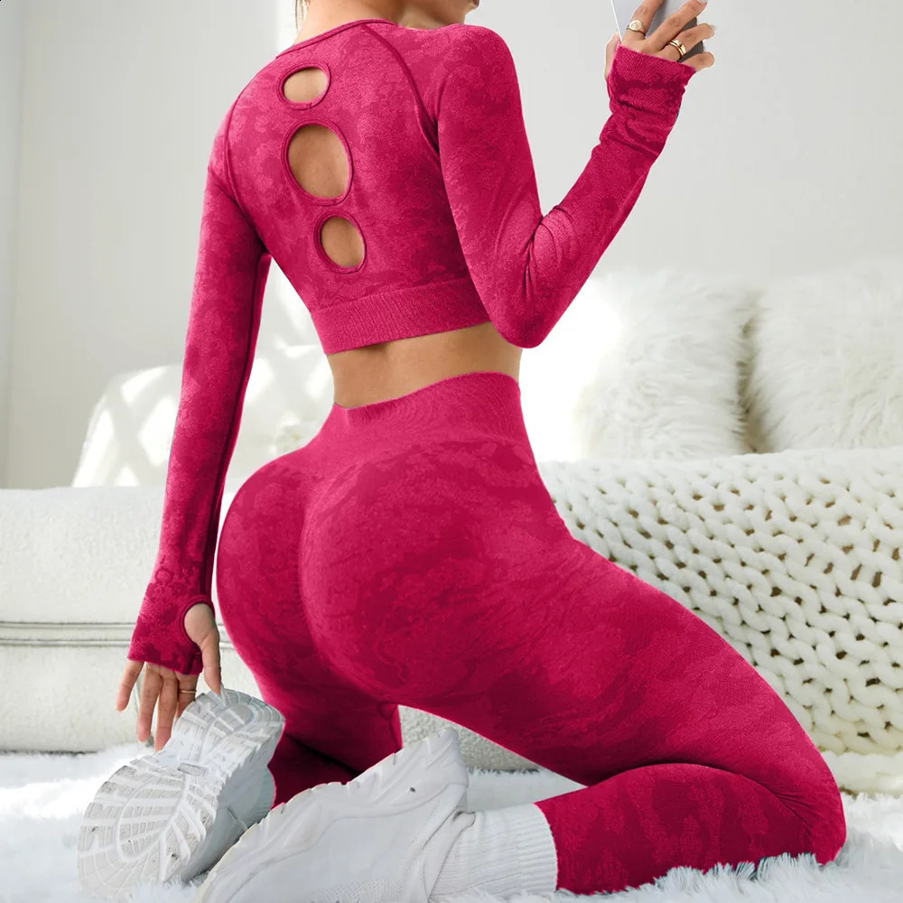 Winter Seamless Camouflage Cutout Yoga Workout Suit High Waisted High Stretch Leggings Fitness Two Piece Set 250219
