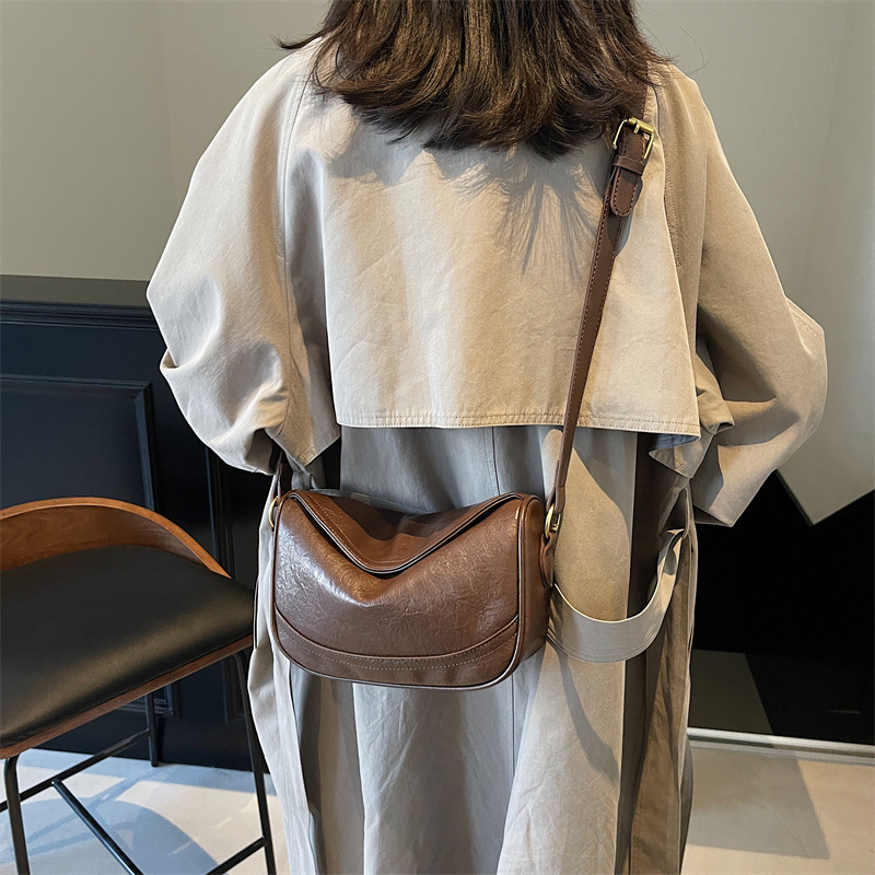 Autumn and winter niche 2025 new women's popular crossbody single shoulder armpit bags, dumpling bags #swissmilitary