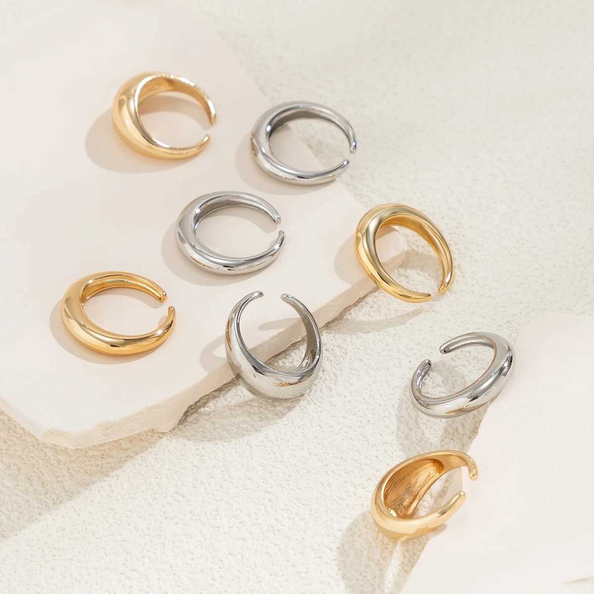 8 Pcs Chunky Open Smooth Surface Rings Set for Women Trendy Gold Color and Silver Color Mixed Finger Rings Accessories FashionXJ250219