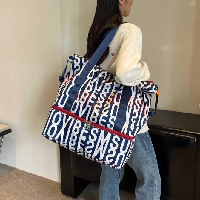 Large capacity travel bag, women's new style printed fashion, lightweight and waterproof hand luggage bag, men's business travel boarding ba