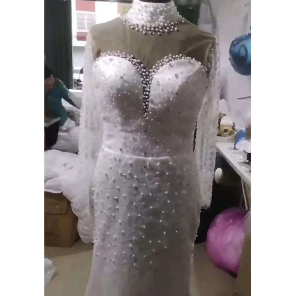 Customized Sparkly Pearls Beads Wedding Dresses With Detachable Train Vestido De Noiva Vintage Long Sleeve Bridal Gowns