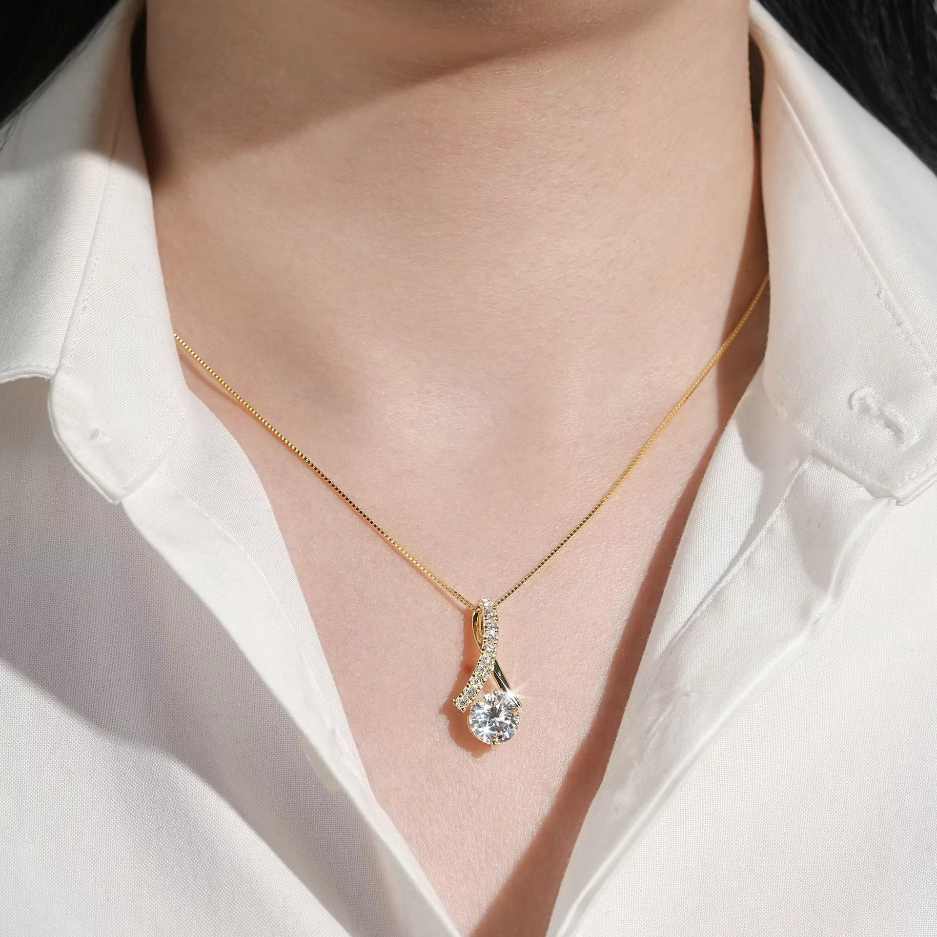 Wholesale S Moissanite Jewelry Water Drop Crystal Zircon Pendant Necklace with GRA and Gift Box for Women
