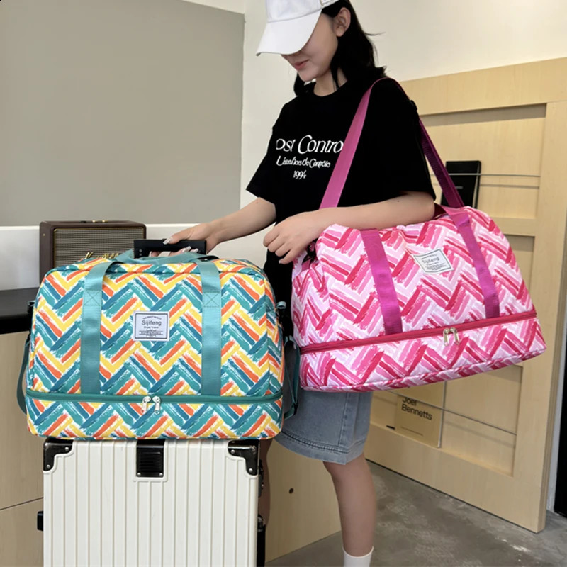 Fashion Ripple Large Capacity Travel Duffle Bag Sports Gym Bag Independent Shoe Compartment Weekend Overnight Luggage Bag 250214