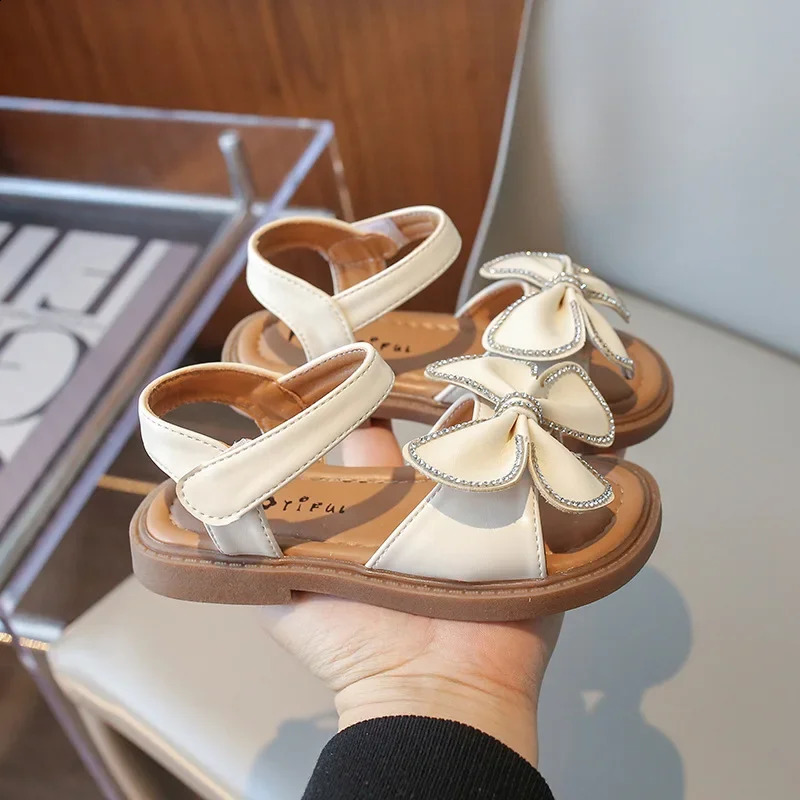 Girl Sandals Summer Children Princess Flat Sandals Fashion Sweet Bowknot Kids Causal Beach Shoes Open-toe Soft Bottom 250219