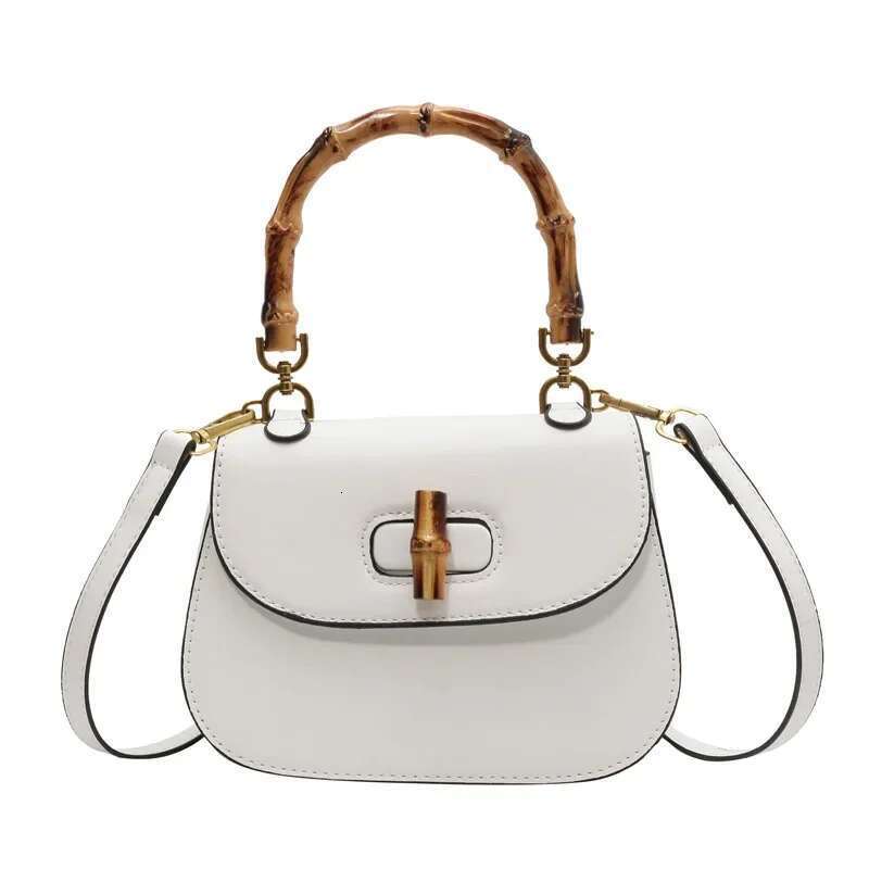 2024 Spring and Summer New Style Portable Women's Shoulder Bag High-end Texture Niche Design Light Retro Saddle