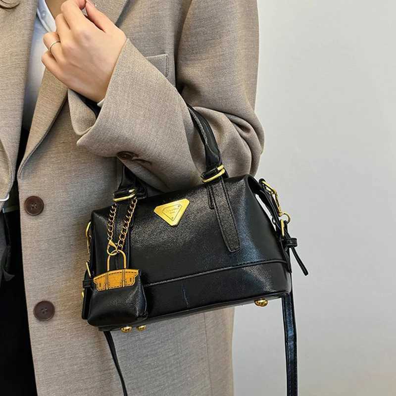 Trendy Street Korea Designer Bowling Box Handbag For Women Boston Retro Texture Leather Bag Female Shoulder Bag Y250218