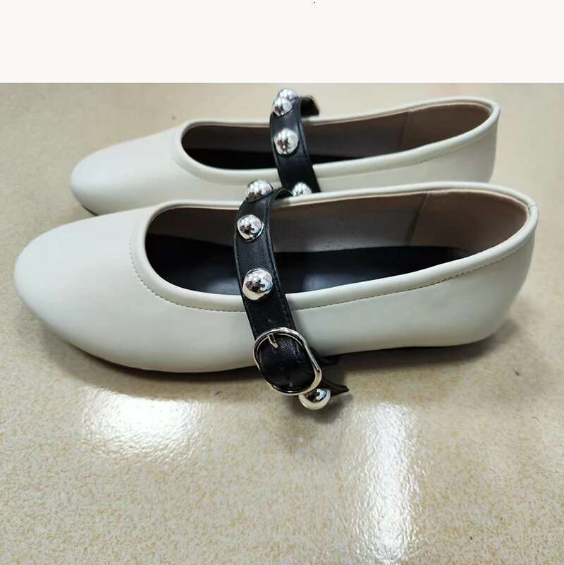 Rivet strap ballet flats slip on casual women pumps