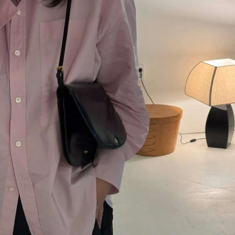 2025 Patent Leather Saddle Bags Women Brand Designer Shoulder Underarm High Quality Half Circle Flap Tote Bag Purse Female