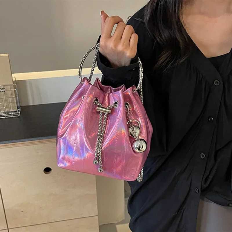 2024 Fashionable Silver Bucket Bag for Women Luxury Chain Handbag Ladies Purse Simple Girls Evening Bags Designer Shoulder Bag Y250218