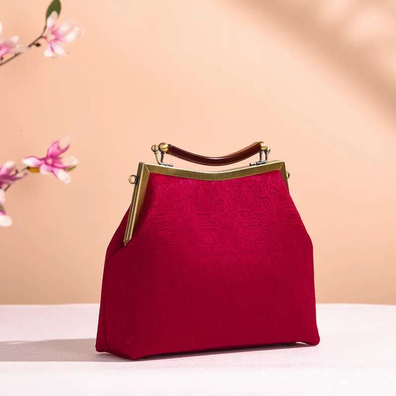 Cap Bury Banquet Wedding Soft Silky Glossy Fabric Women's Gold Edge Styg Small Handbag, With Feet, Retro Antique Style Trendy Chain Lock Bag, Sho