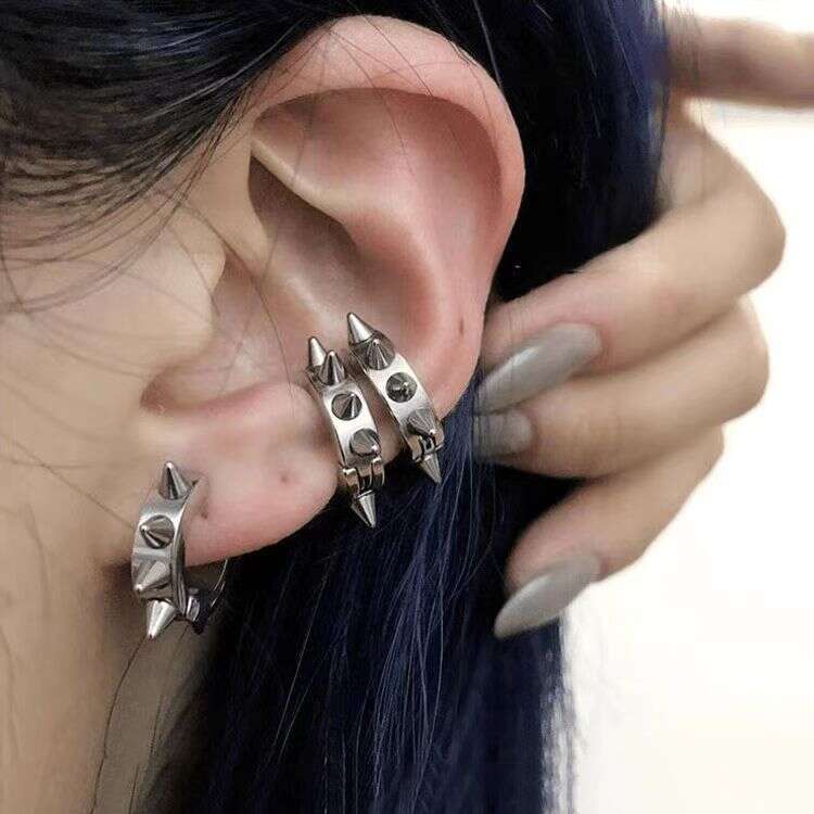 Riveted bone cochlear street dark punk pointed rivet, super cool clip, ear buckle, unisex earrings
