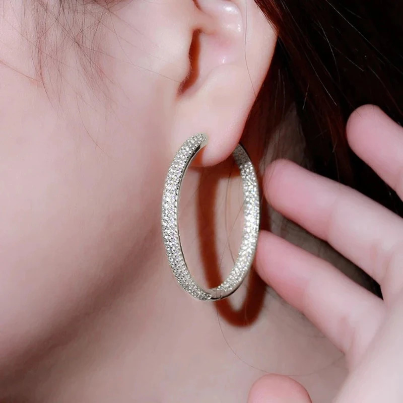 Huitan Full Bling Iced Out Big Circle Earrings for Women Brilliant Cubic Zirconia Hoop Earrings Trendy Female Jewelry 250214