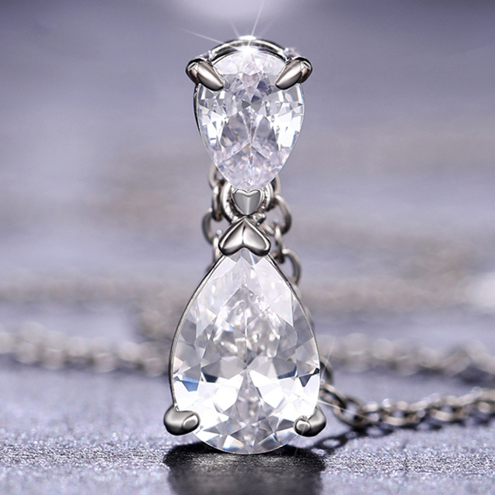 2025 Handmade Ins Top Sell Water Drop Pendant 18k White Gold Fill Pear Cut White 3A Cubic Zircon CZ Diamond Party Women Wedding Clavicle Necklace Gift