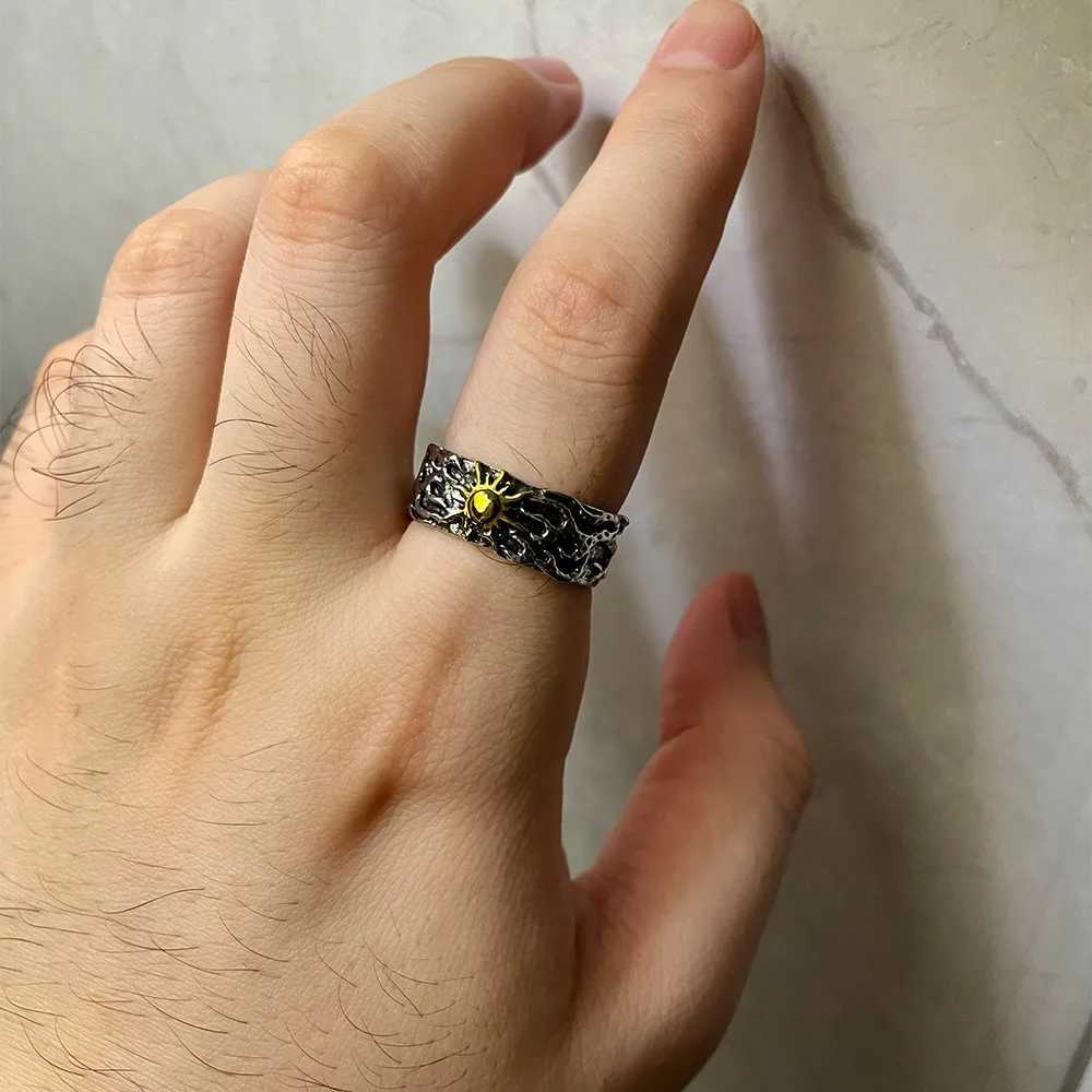 Retro Golden Sun Ring For Men SIlver Color Punk Gothic Trendy Open Ring Handmade Designer Jewelry Unisex Accessories Lovers GiftXJ250219