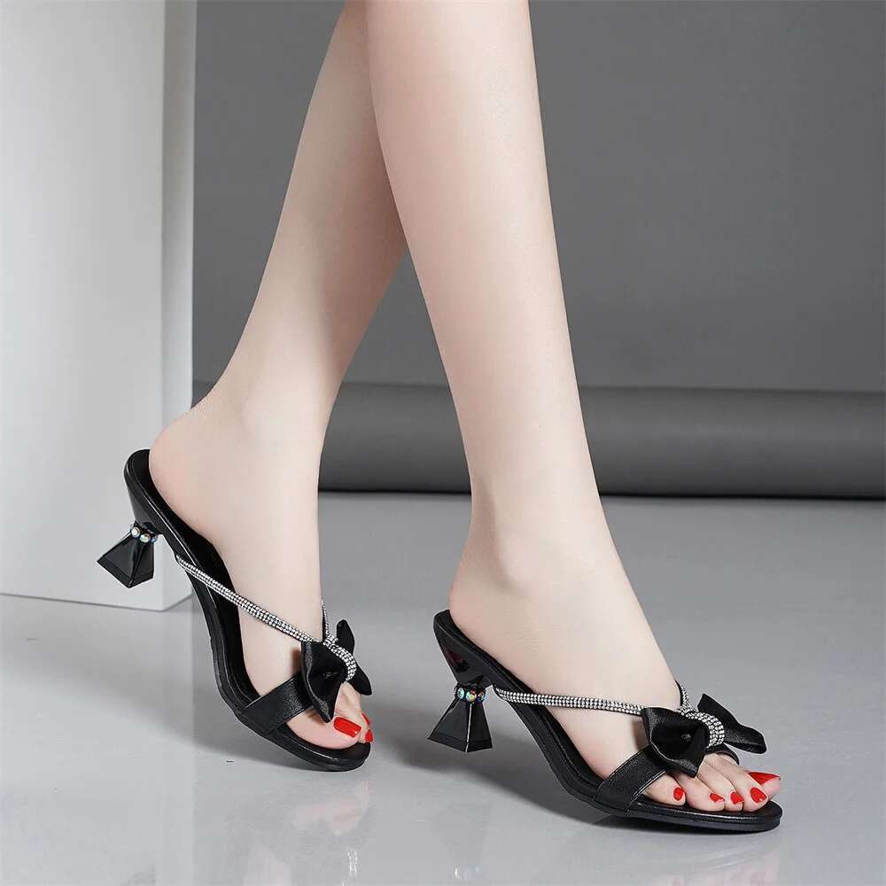 Summer Women Party Outdoors Bow Design Rhie Strap Wine Cup Heel Open Toe Lady Sandals For Women's Slippers