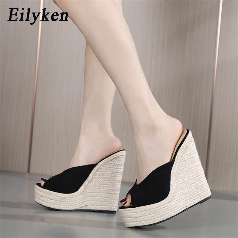 Fashion Solid High Heels Platform Wedge Women Slippers Summer Style Straw Braid Female Sandals Pumps